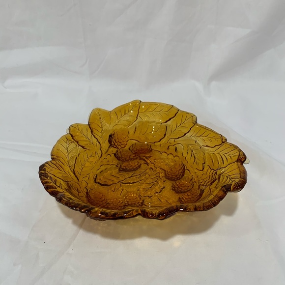 Vintage Indiana glass Amber color pine cone dish - Picture 2 of 5